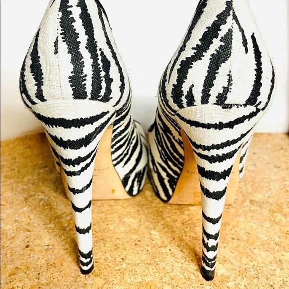 Brian Atwood Linen Zebra Print Open Toe Pump - Picture 2 of 10